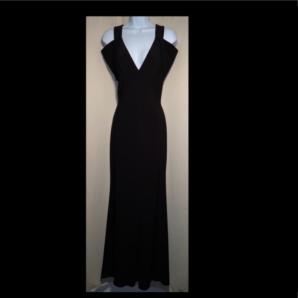 Formal Gown, by: Betsy & Adam, Purchased @ Camille La Vie, Size 8, Wore 1x